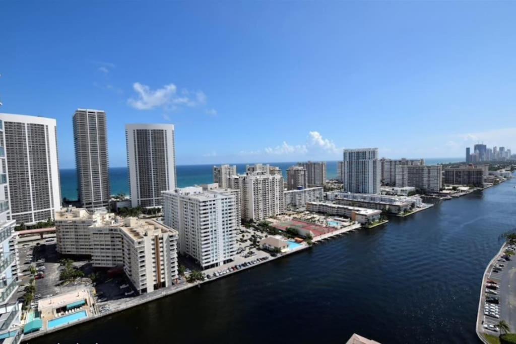 Miami Beach 1B/1B Incredible View Apartment With Kitchen ハランデール・ビーチ エクステリア 写真